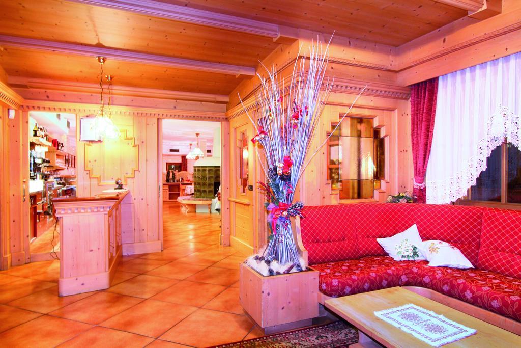Hotel Villetta Maria Cottage Canazei Exteriér fotografie